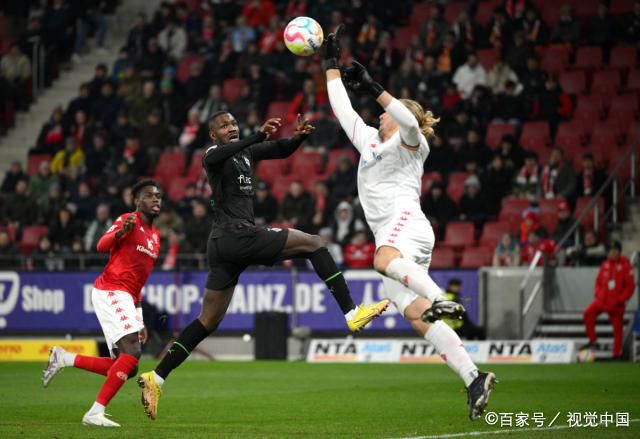 电影智慧扯断事实之间习以为常的联系，从另一个角度来观察世界。